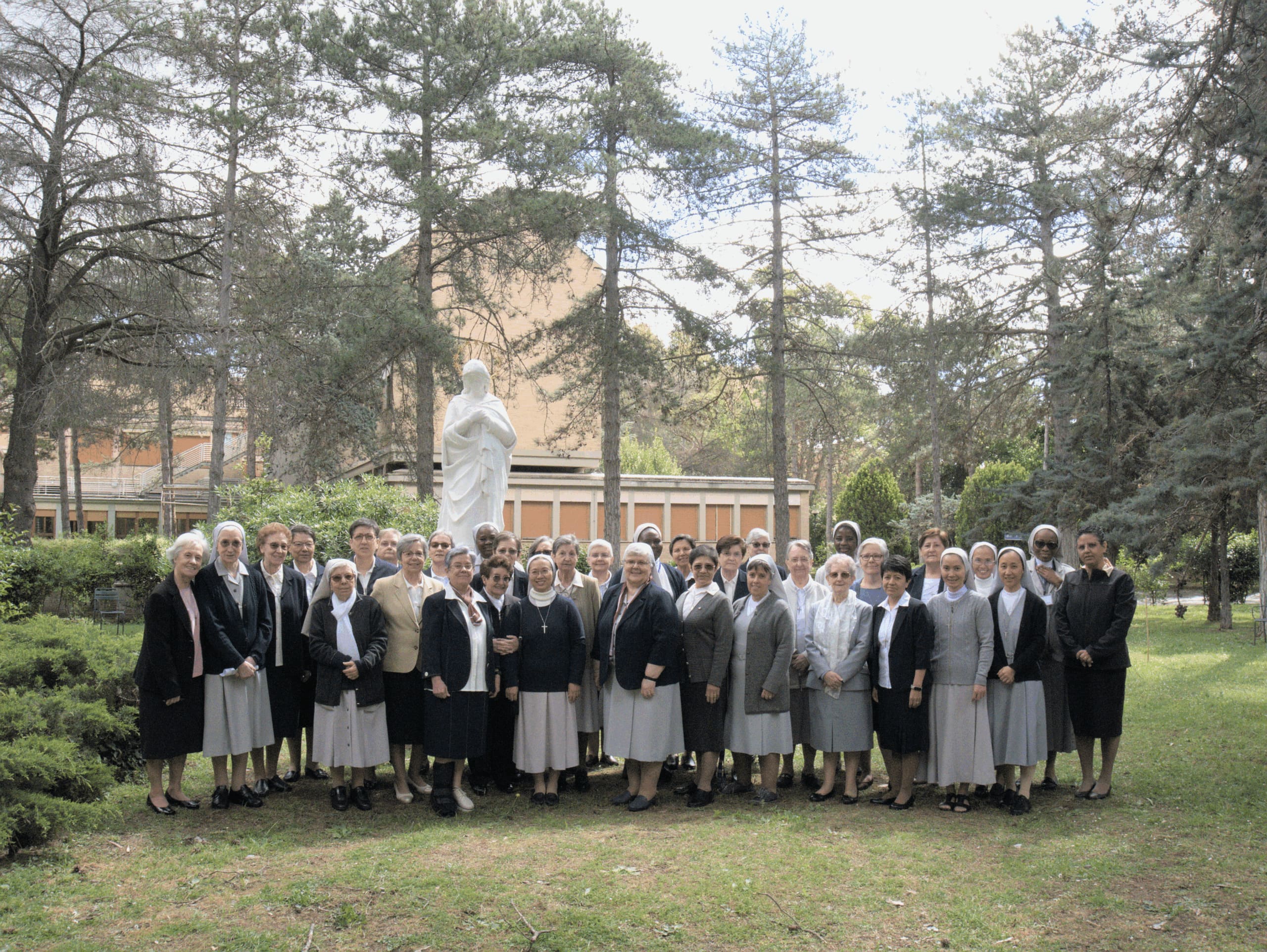 Hermanas Hospitalarias