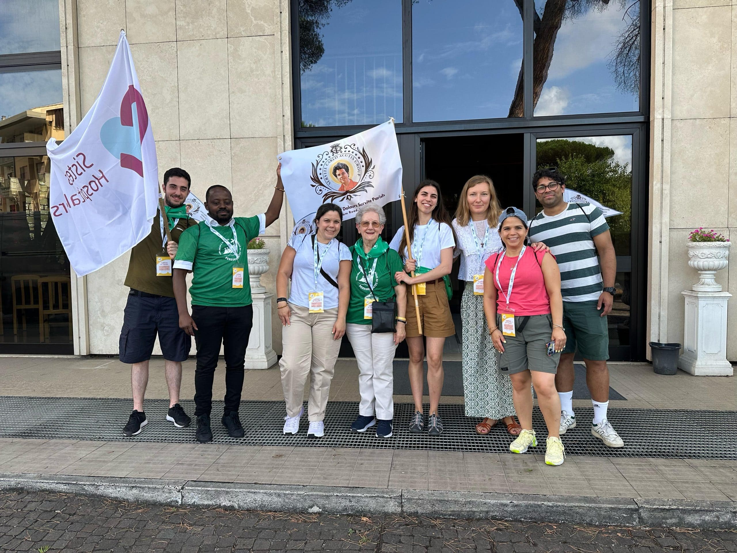 Jóvenes hospitalarios durante un encuentro juvenil