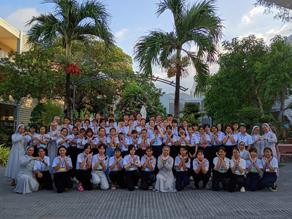 Grupo de hermanas de vietnam