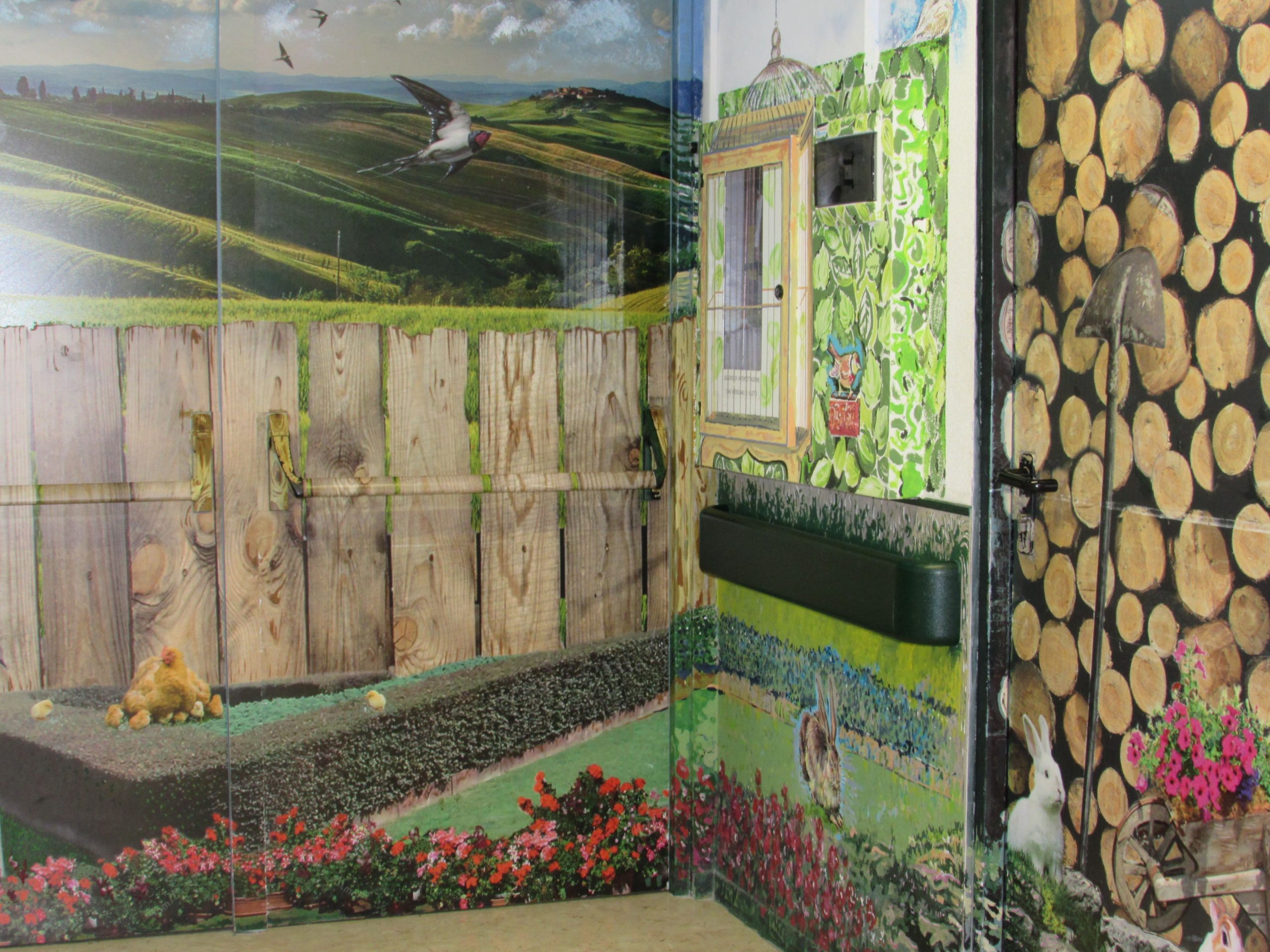 pared pintada con un paisaje