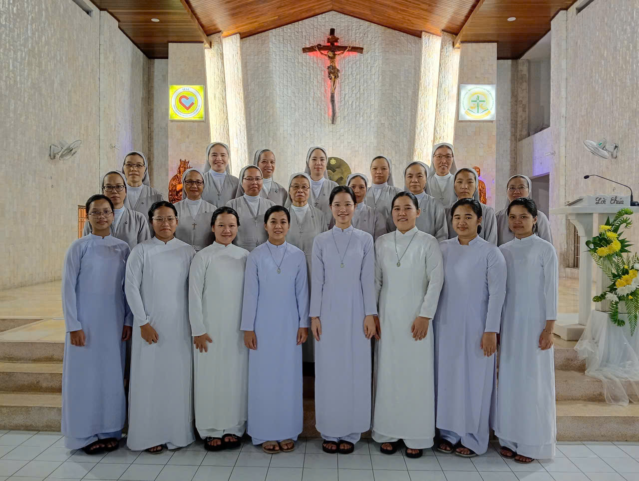 Imagen grupal de las Hermanas