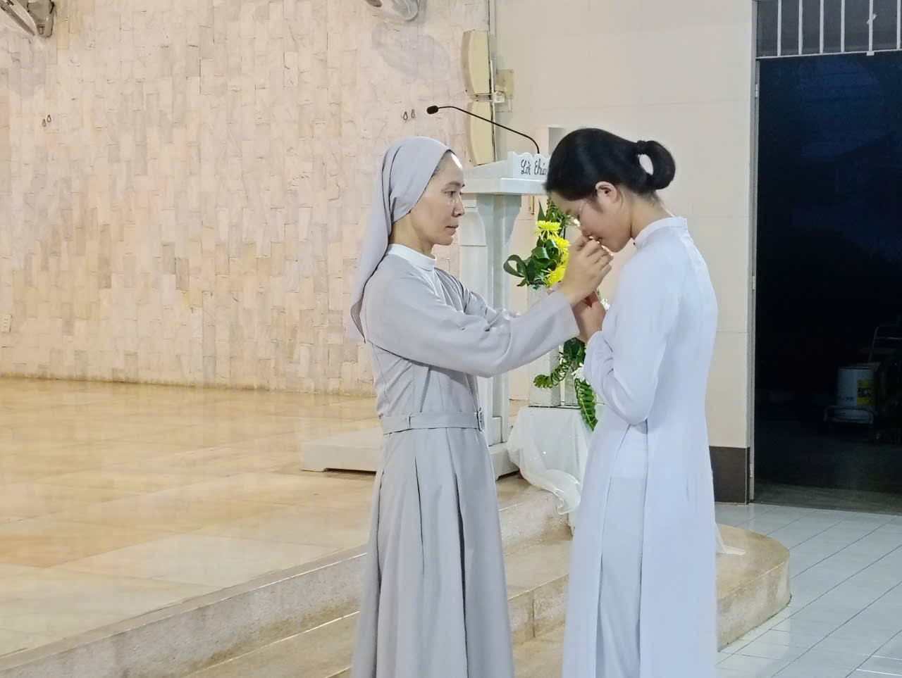 Imagen de la hermana Teresa iniciando un nuevo tiempo de formación y discernimiento